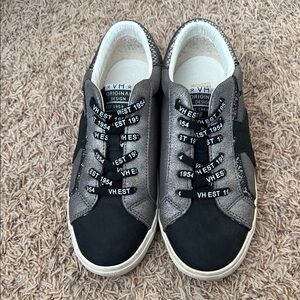 Vintage Havana Black and Gray Sneakers